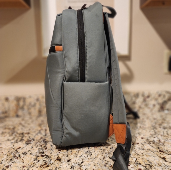 Joan & David Backpack - Picture 3 of 5